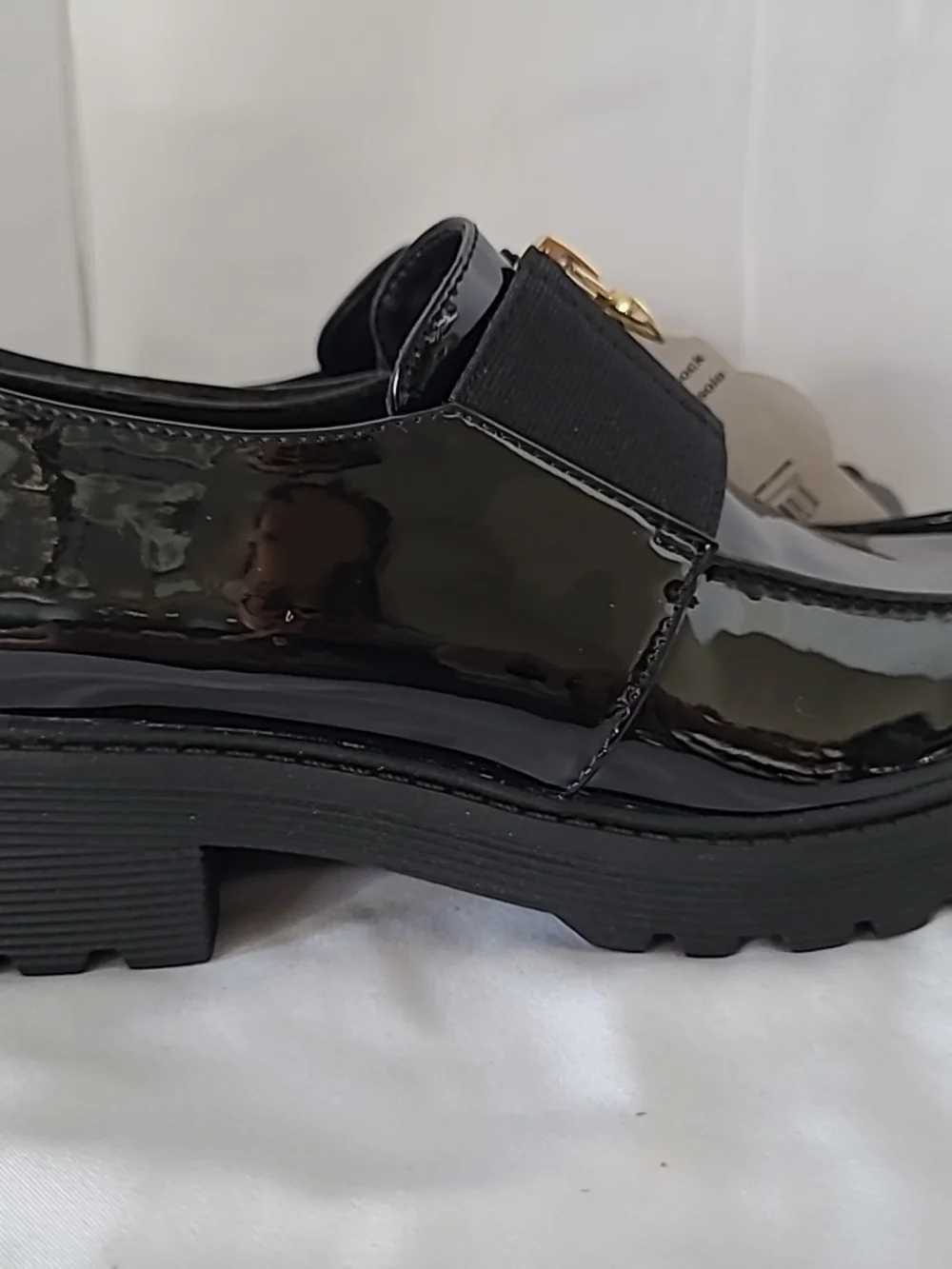 Wonder Nation Black Patent Loafers with Gold Heart Zippers